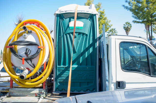 Best Porta potty delivery and setup  in Manteno, IL